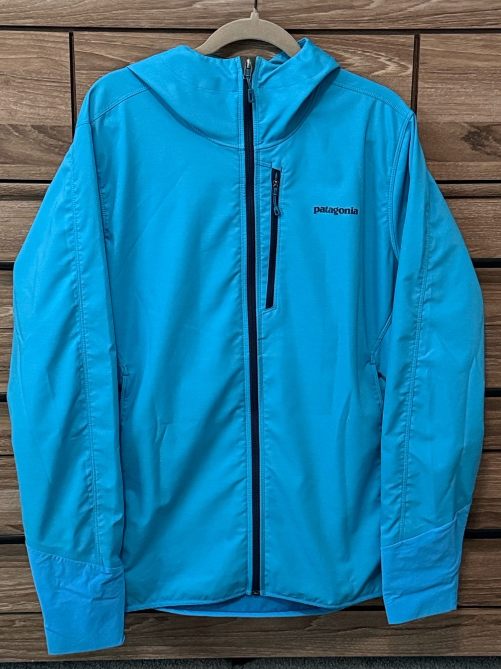 Patagonia Levitation Hoody Size XL Electron Blue